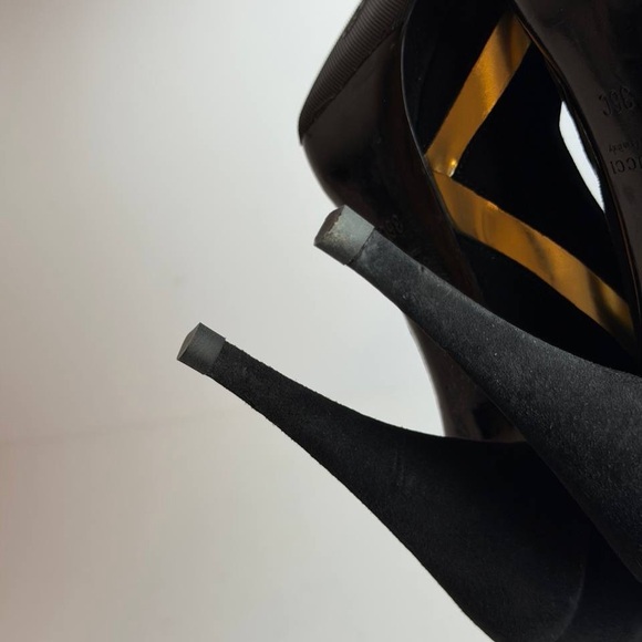 Gucci Black Suede Heels w Gold Metallic Inlay Size 36 - Picture 10 of 13